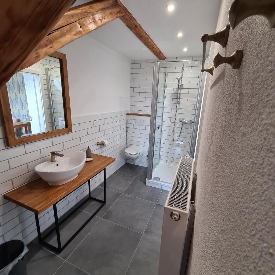 Gaestezimmer Treuen - Bed & Breakfast מראה חיצוני תמונה