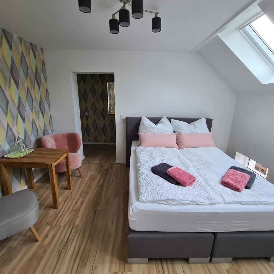 Gaestezimmer Treuen - Bed & Breakfast מראה חיצוני תמונה