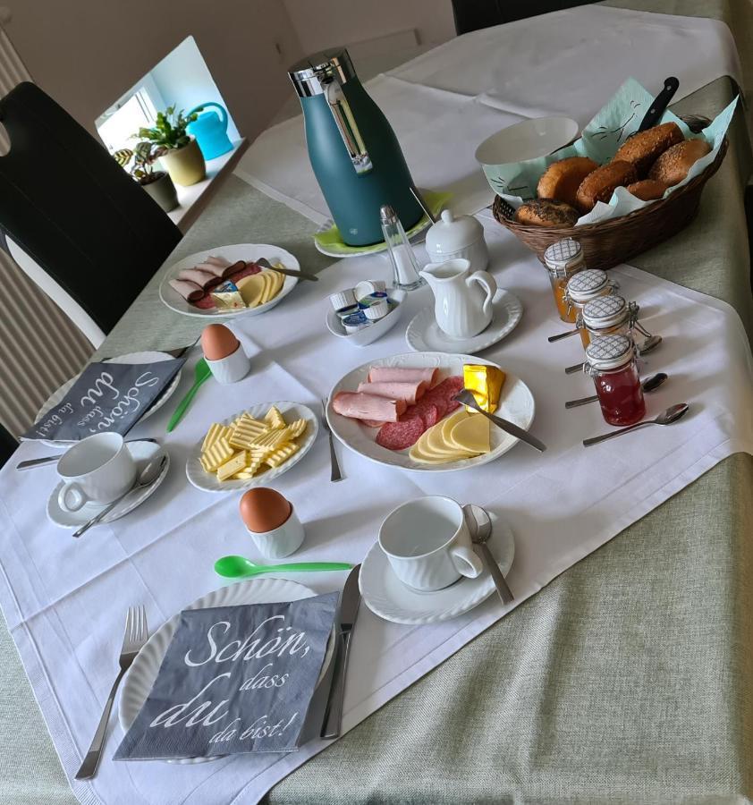 Gaestezimmer Treuen - Bed & Breakfast מראה חיצוני תמונה
